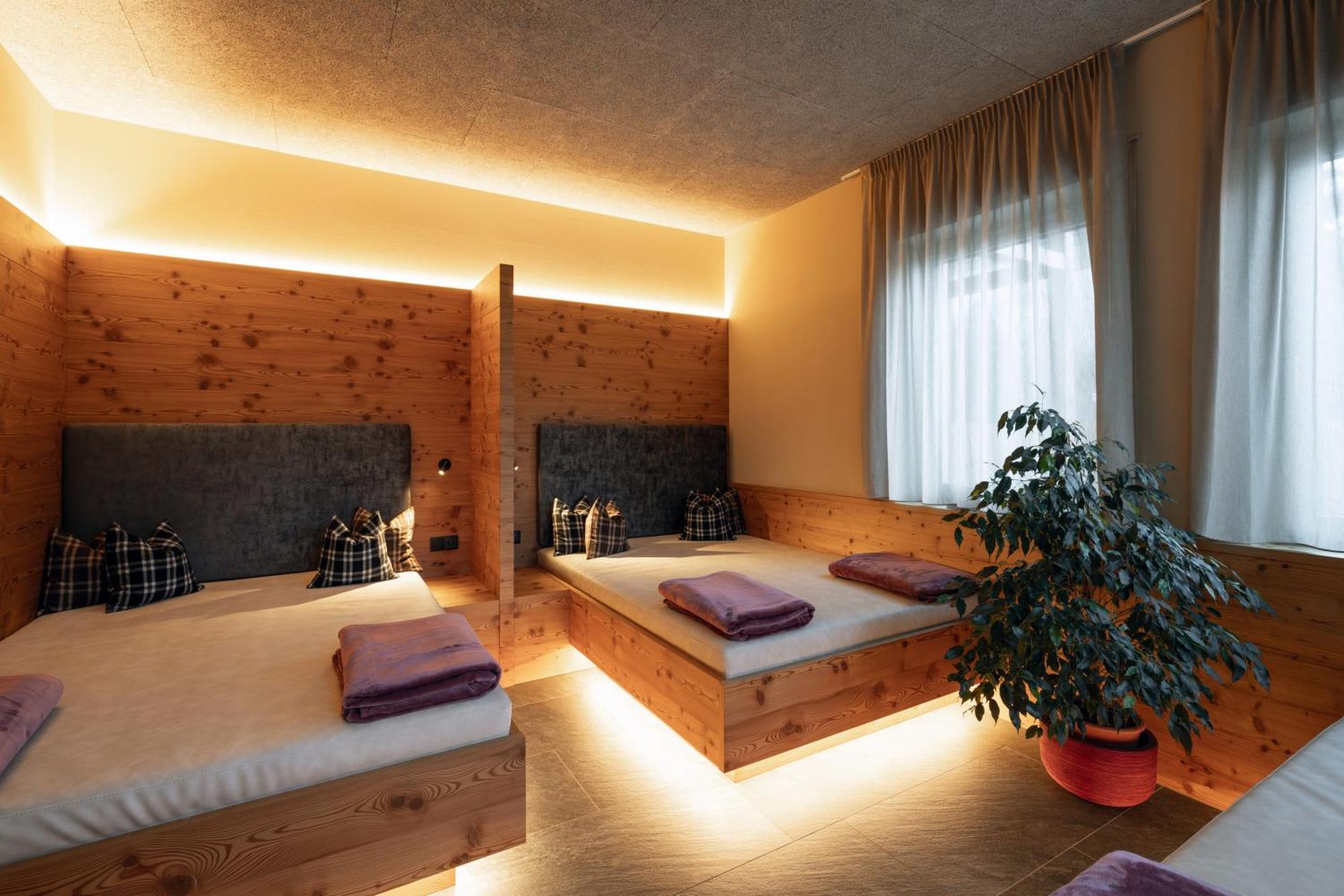 Residence Erika - Apartments, Breakfast & Sauna Siusi Exterior photo